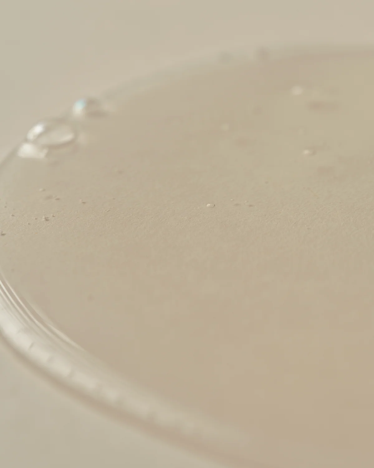 Quinoa_One_Step_Balanced_Gel_Cleanser_Texture_2